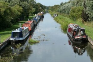 hausboot chesterfield-canal